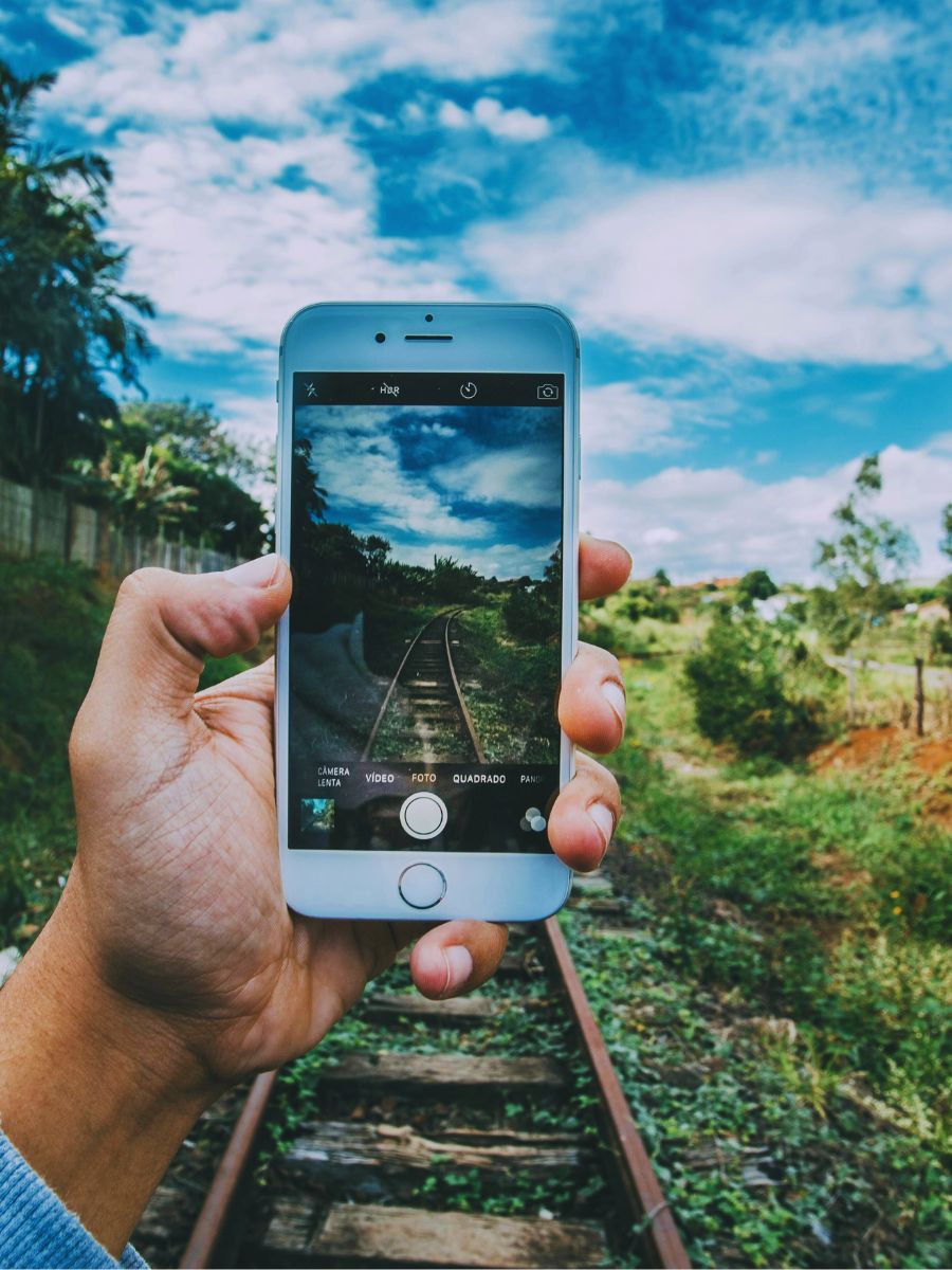 How Can You Take Better Travel Photos with Your Phone