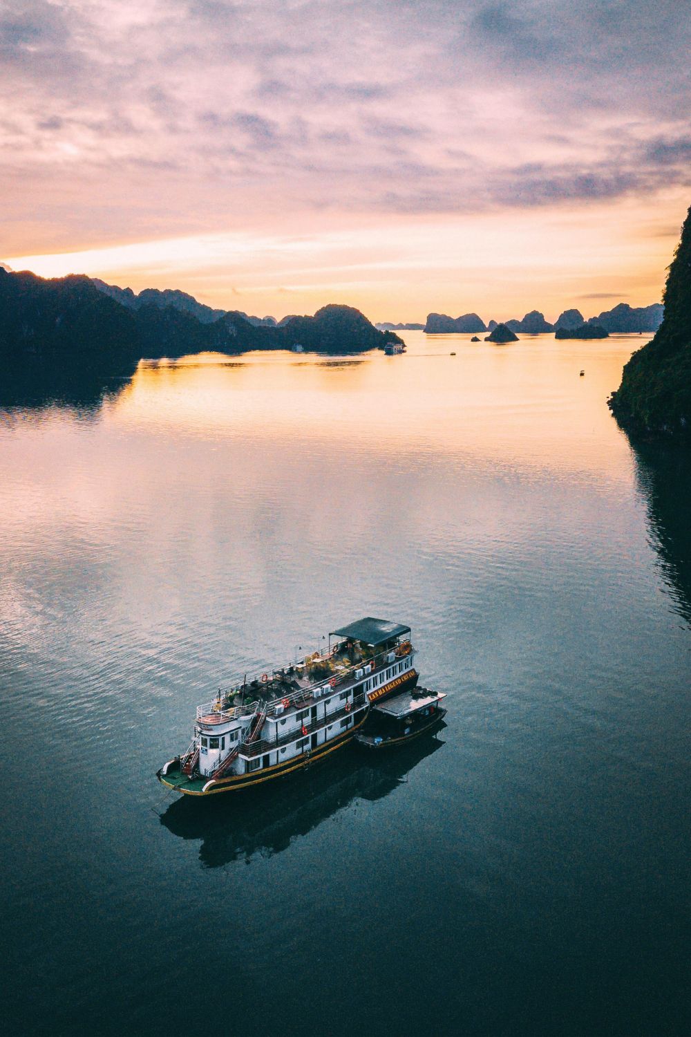 Nighttime Boat Tours Around the World - Halong Bay, Vietnam
