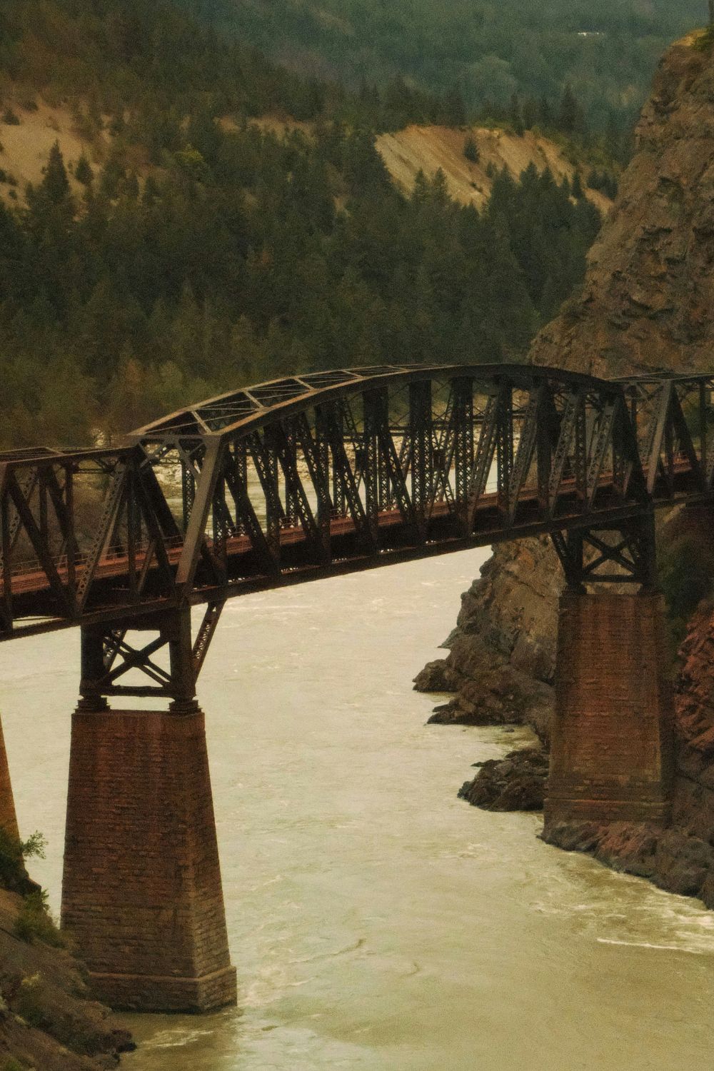Scenic train Journeys - The Rocky Mountaineer, Canada